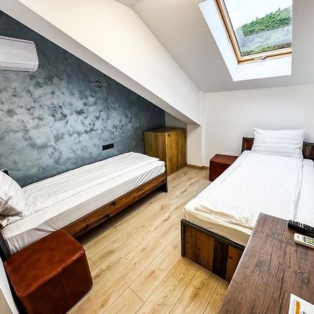 Motel Dalia Gilău Екстериор снимка