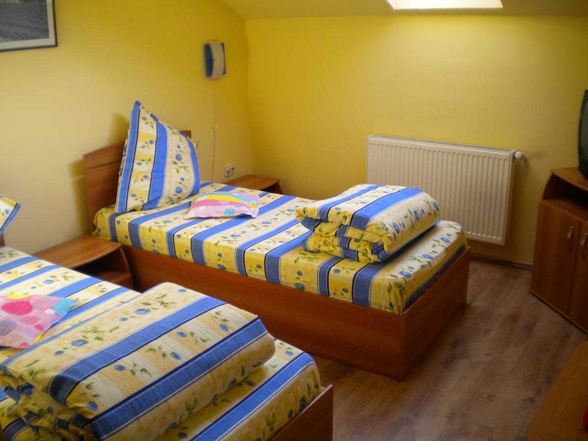 Motel Dalia Gilău Екстериор снимка